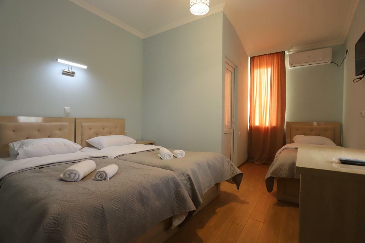 Hotel Hollywood Kutaisi Eksteriør billede