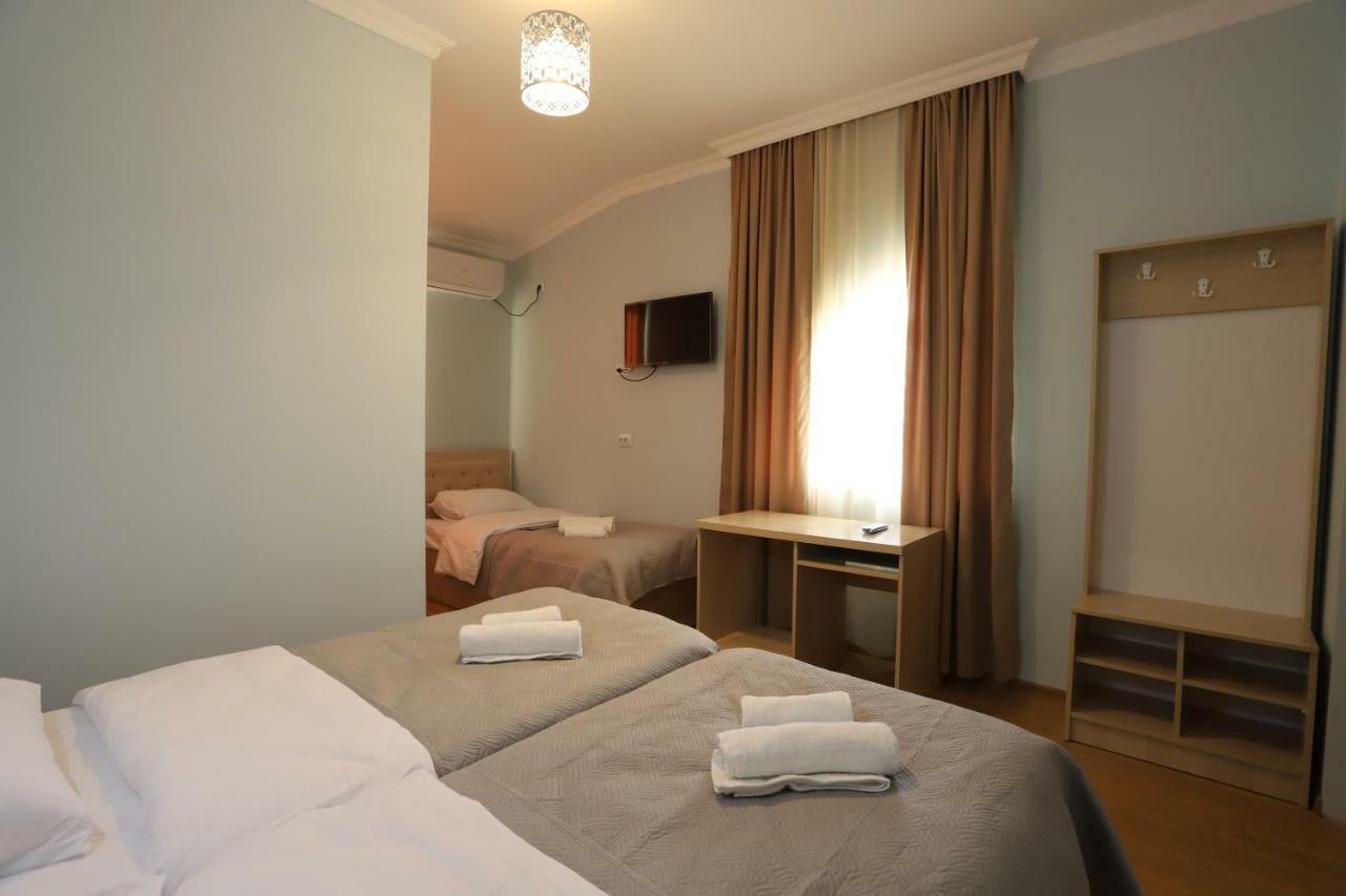 Hotel Hollywood Kutaisi Eksteriør billede