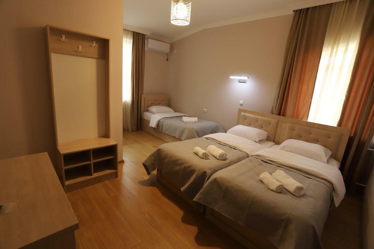 Hotel Hollywood Kutaisi Eksteriør billede