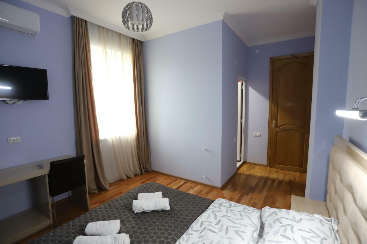 Hotel Hollywood Kutaisi Eksteriør billede
